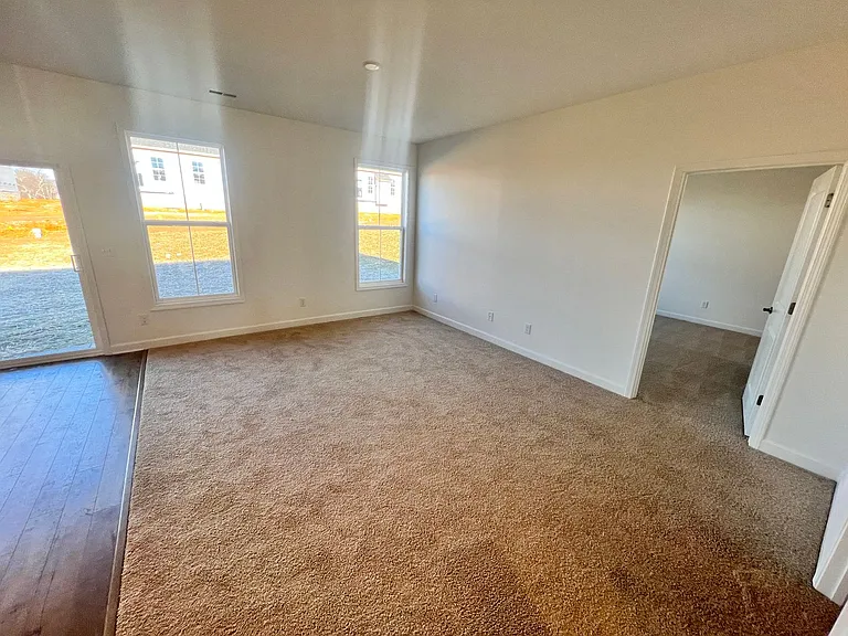 5016 Forsythia Pl — Photo 6