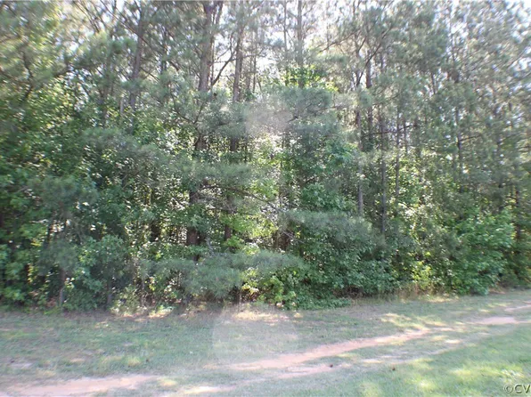 8813 River Rd #7, Petersburg, VA 23803