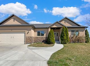 1834 W Newcastle Ln #E301, Saratoga Springs, UT 84045