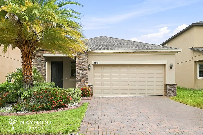 3 bed, 2.0 bath, 1612 sqft, $2,245 — Photo 1