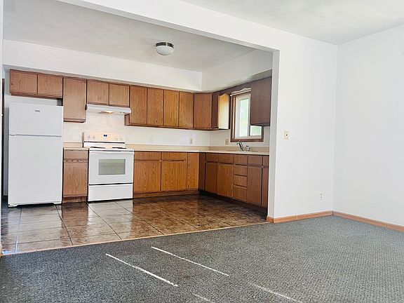 3rd image of 702 N 4th Ave #2