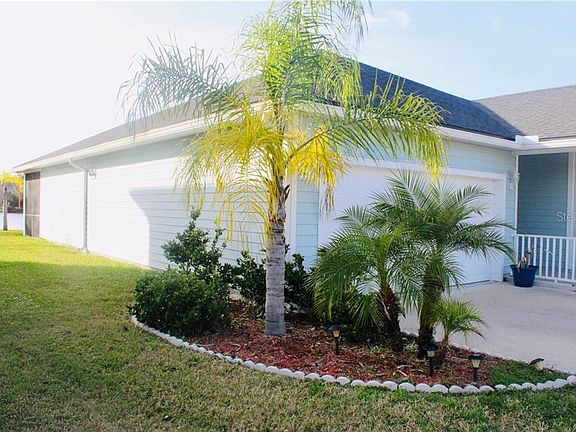 3rd image of 194 Plaza Del Rio Dr