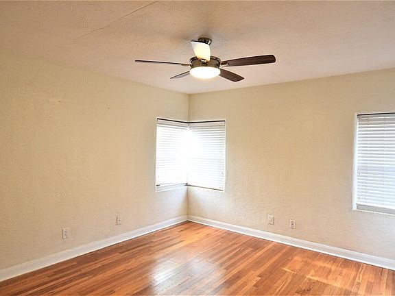 4th image of 620 Florida St APT 4