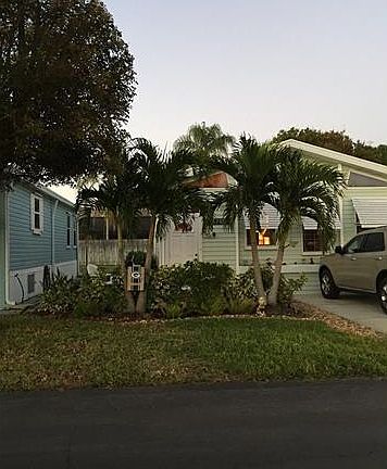 2nd image of 4700 W Washington Way