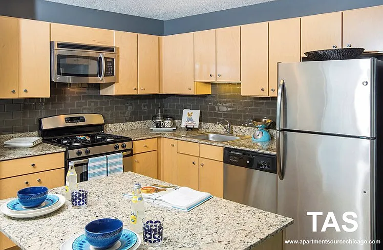 225 Columbus Studio #STUDIO — Photo 10