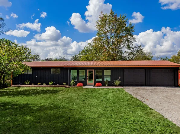 1447 Warren Ave, Cumming, IA 50061