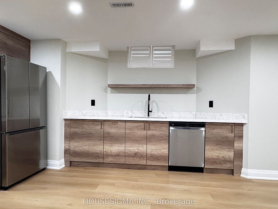 1st image of 9 Delevan Ct #B1