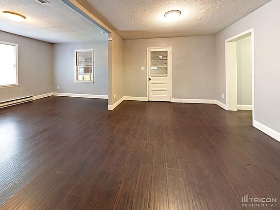 4th image of 415 Anne Ave