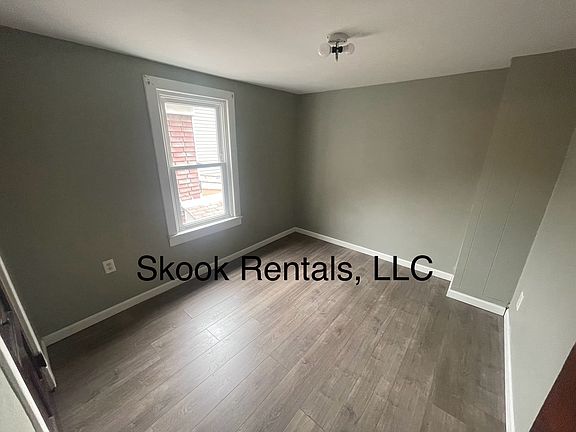5th image of 707 W Arch St