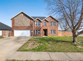 520 Paint Ln, Centerton, AR 72719