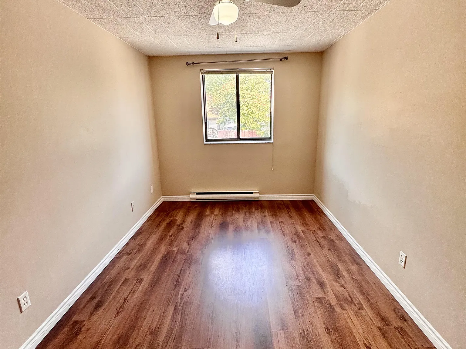 1 bed, $1,093 — Photo 4