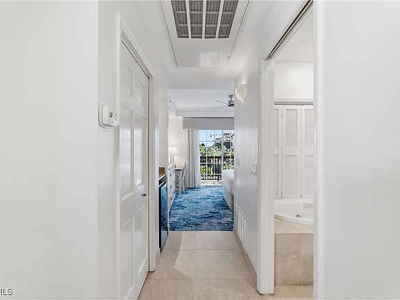 3rd image of 221 9th St S #405