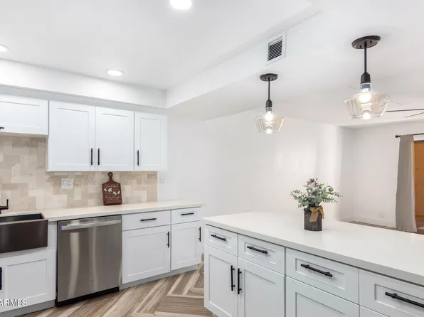 7930 E CAMELBACK Road #111, Scottsdale, AZ 85251