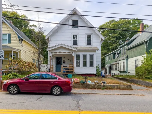 303 Rollstone St, Fitchburg, MA 01420