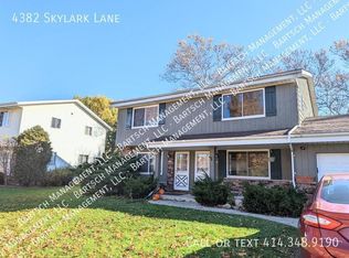 4382 Skylark Ln, Greendale, WI 53129