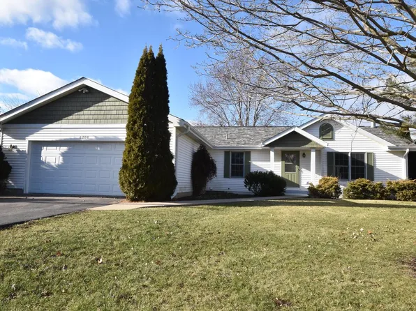 6208 248th AVENUE, Salem, WI 53168