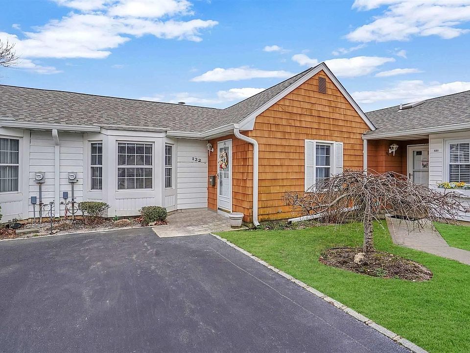 1st image of 132 Revere Drive #132