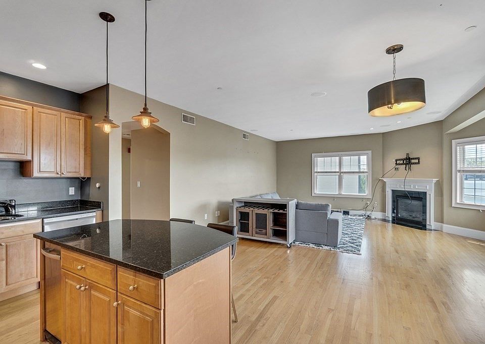 1st image of 29 Vinton St Unit 7