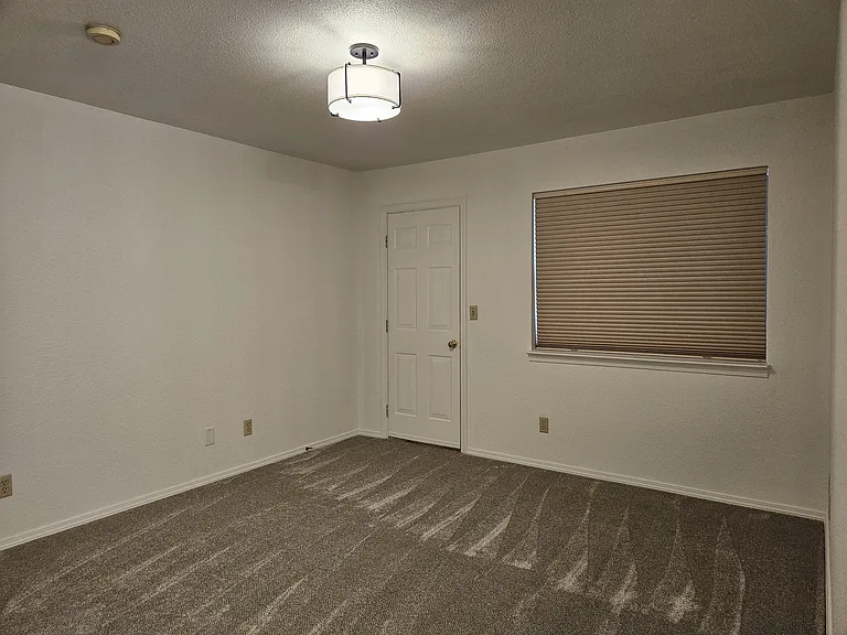 223 Bear Springs Rd #B — Photo 20