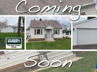 1327 N Graceland Ave, Appleton, WI 54911