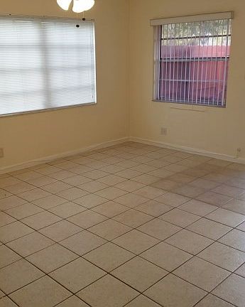 4th image of 522 SW 20th Ave APT 4