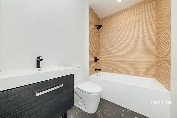 Rented by Nooklyn NYC LLC | media 19