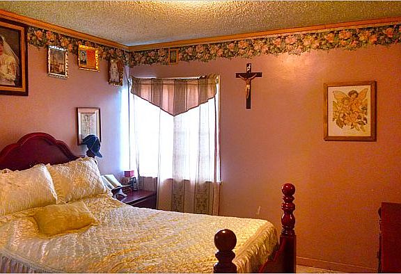 4th image of 8145 Summerfield Ave