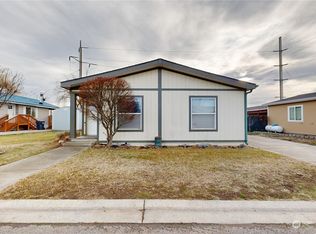 910 NE Alden St, College Place, WA