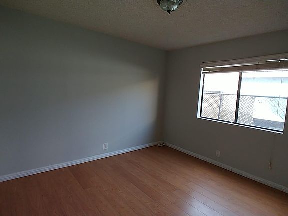 4th image of 15348 Firmona Ave