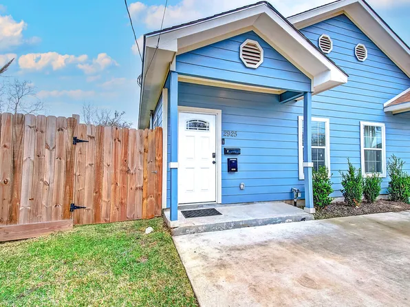 2925 Delafield St #A, Houston, TX 77023