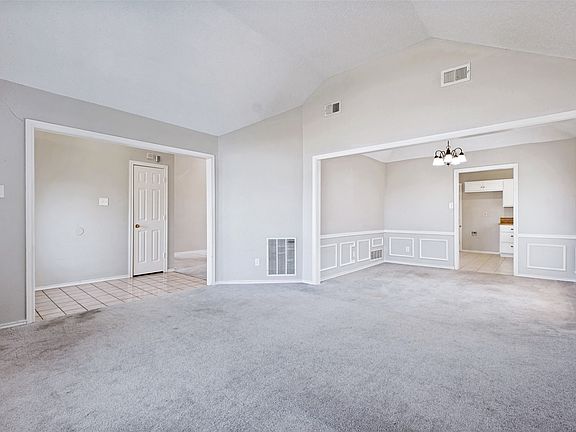 5th image of 1413 Wesley Dr