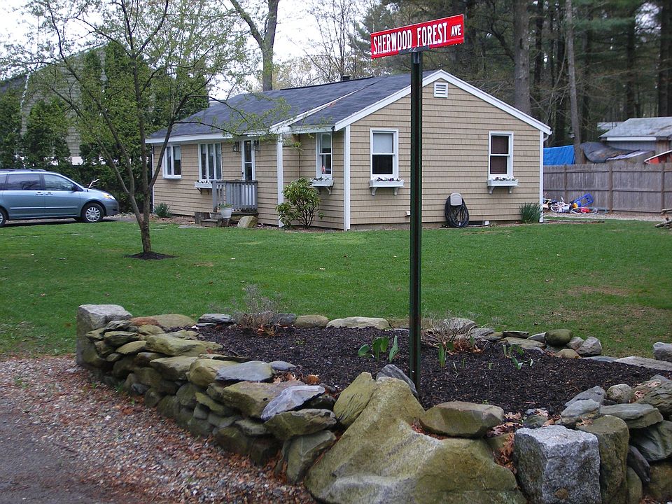 outside,house, yard view