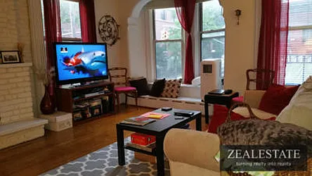 Rented by ZealEstate Group Inc