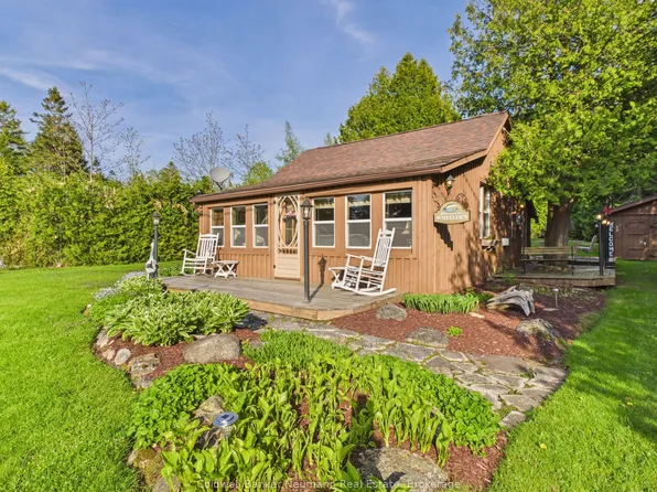 857 Pike Bay Rd, Northern Bruce Peninsula, ON N0H 2T0