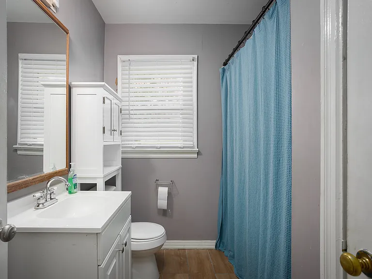 4126 Eastwood Dr — Photo 11