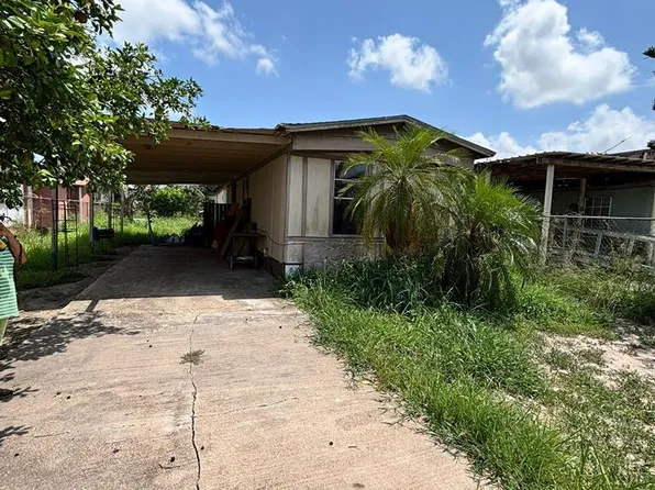 6454 Santa Lucia Dr, Brownsville, TX 78521