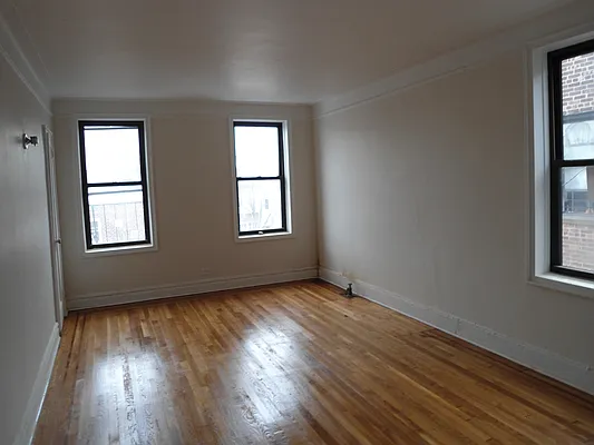 Rented by Develop Realty Co | media 13