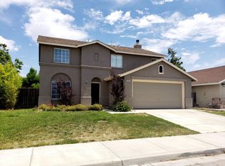 2371 Driftwood Ct, Hollister, CA 95023