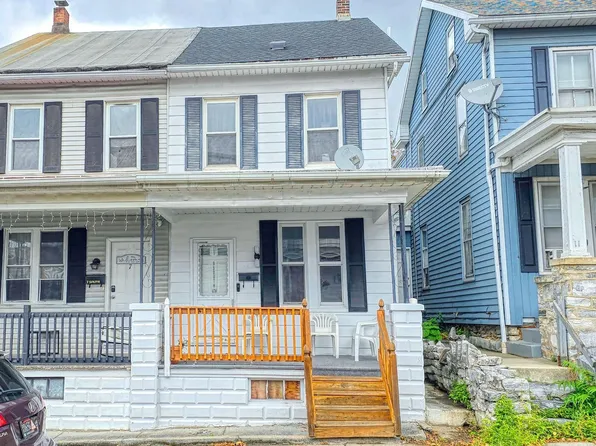 9 S 4th St, Steelton, PA 17113