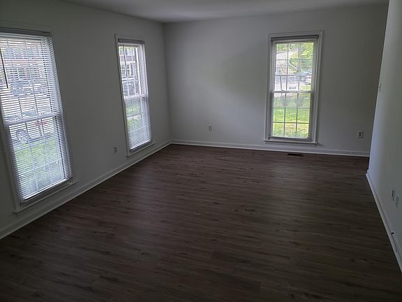 2nd image of 4468 Starling Ct