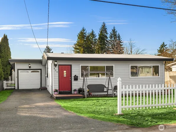 803 Dayton Avenue NE, Renton, WA 98056