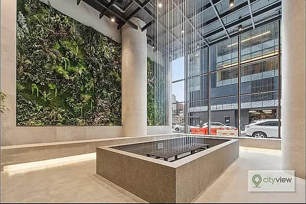 Rented by The KCI Group | media 31
