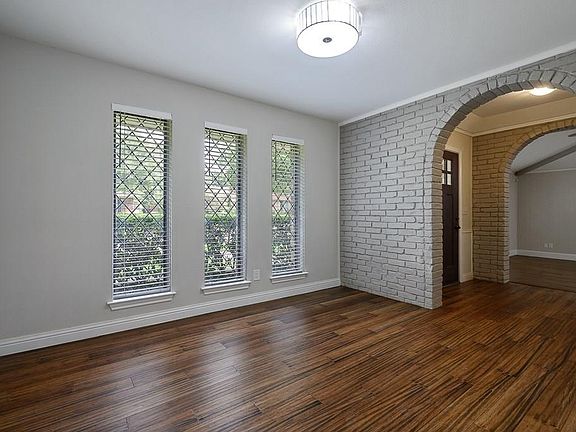 4th image of 2808 Bengal Ln