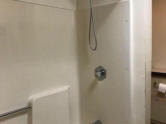 5th image of 1917 Mills Ave #1
