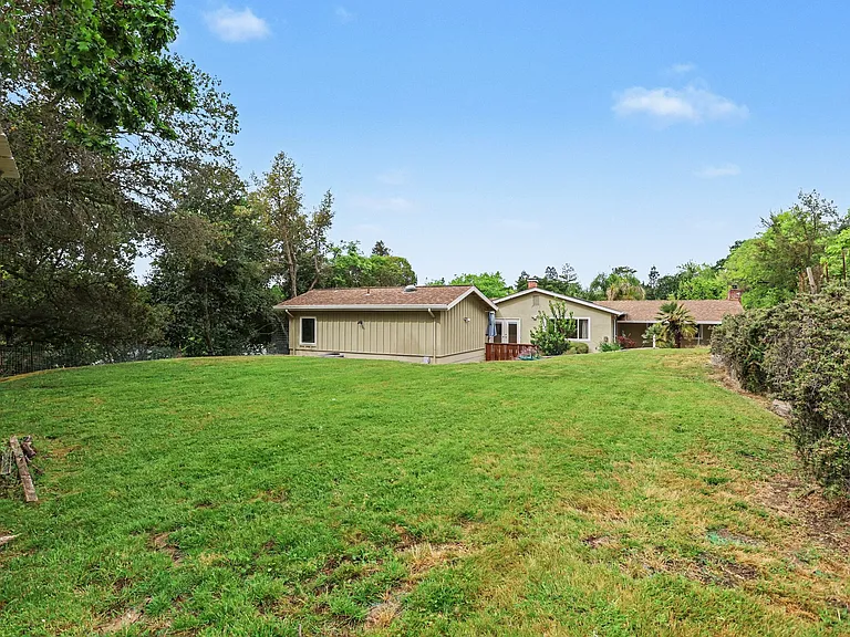 4 Dale Ct — Photo 32