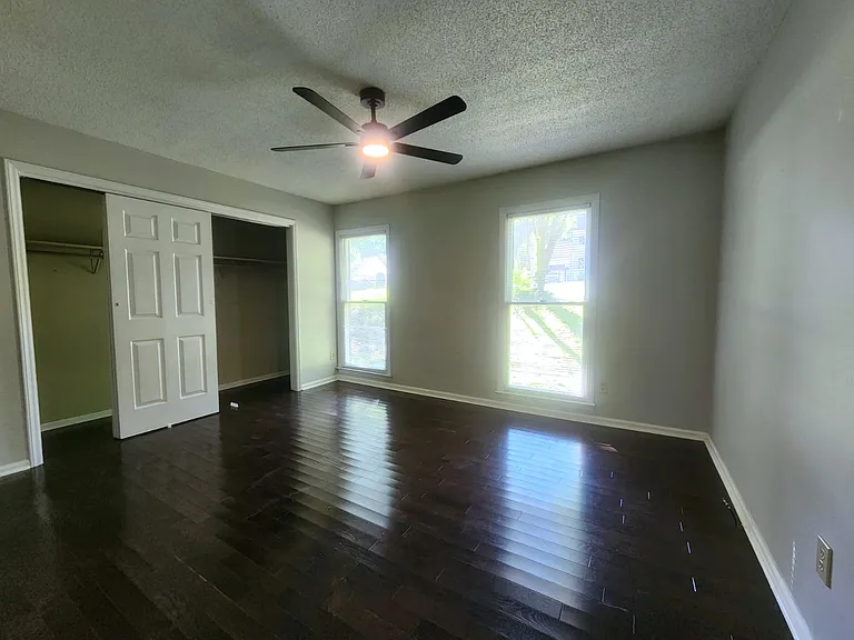 3317 Windsor Dr — Photo 7
