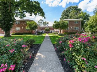 180 Orange Rd #B5, Montclair, NJ 07042