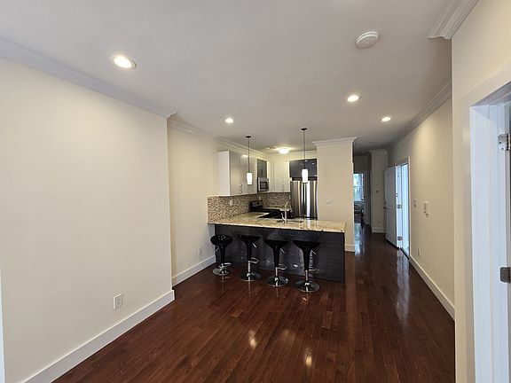 2nd image of 1166 Gates Ave APT C