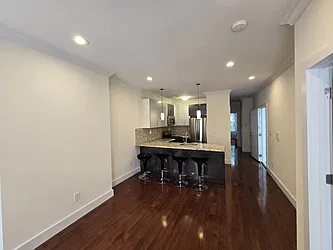 Rented by Remax City Square