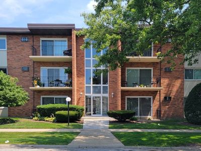 9721 S Keeler Ave APT 204, Oak Lawn, IL, 60453